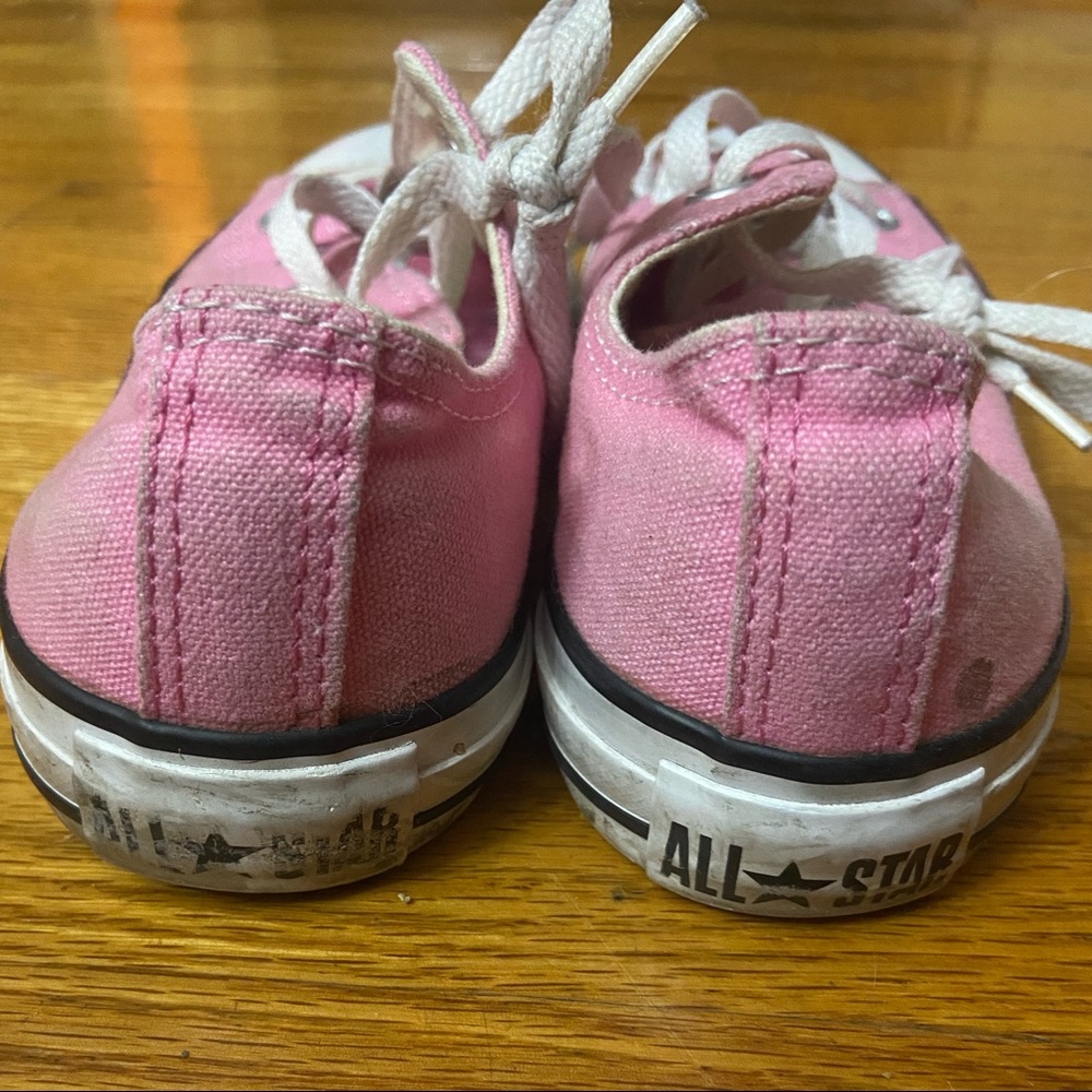 Converse - Picture 3 of 6